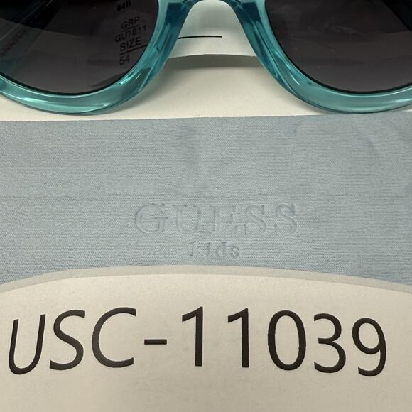 GUESS GU7811 84B Women’s Cat Eye Sunglasses Blue 54mm Gradient Lens New - Picture 9 of 9